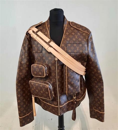 louis vuitton paarse jas|louis vuitton coats for men.